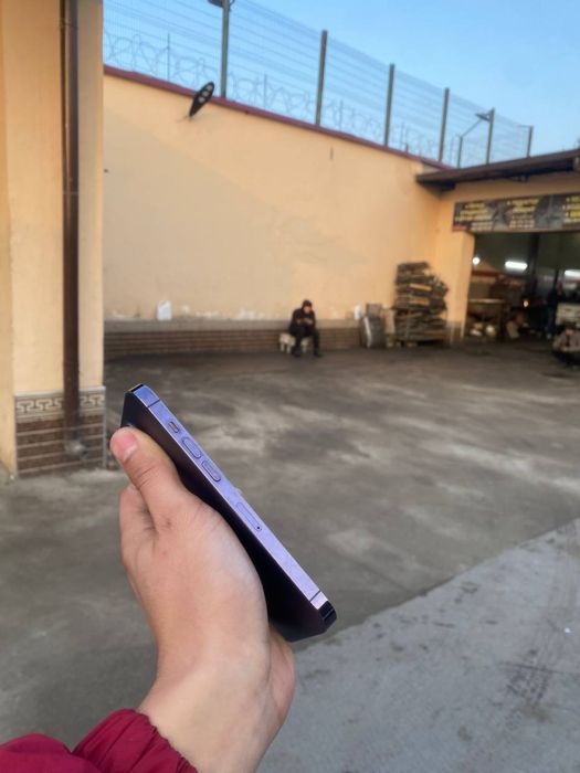 Iphone 14 pro ideal holatda