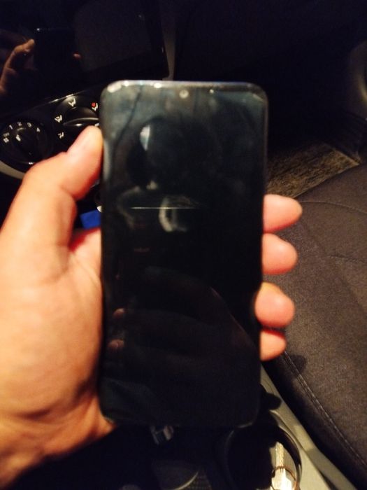 Iphone 6s  redmi 7 sotilad