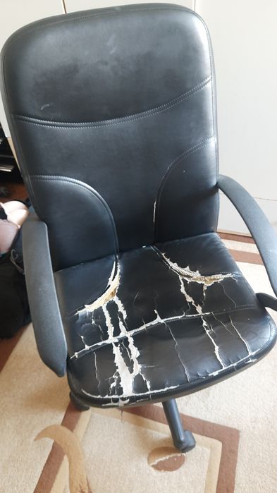 Scaun birou piele super masiv și mare, rezistent