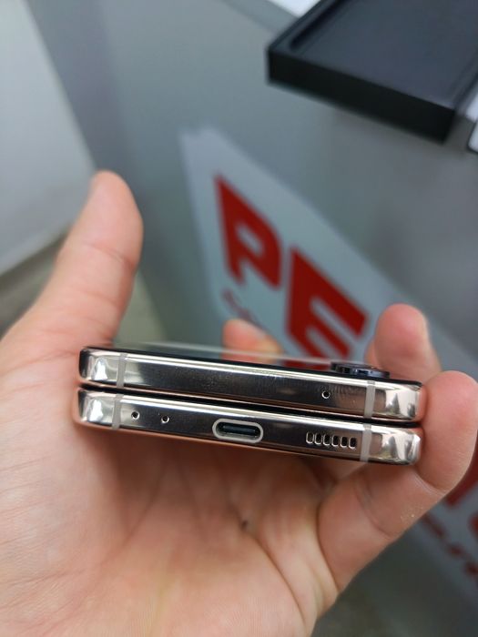 Samsung Z Flip 4 256GB