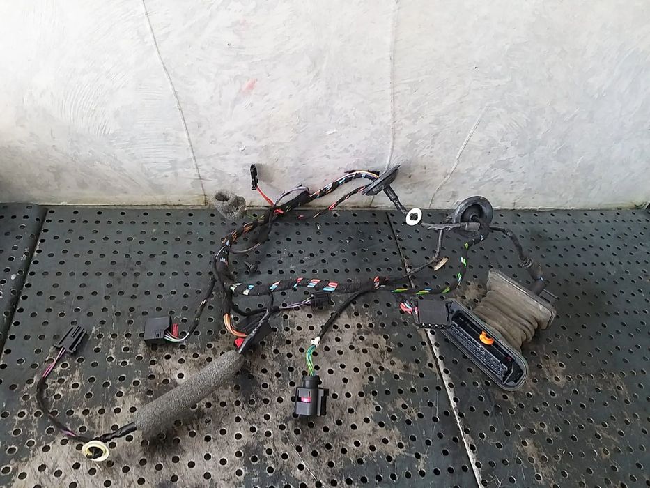 Cablaj instalatie electrica usa stanga spate skoda superb 2 3t facelift 1k0959843c