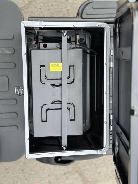 Трицикл X-Treme с кузовом