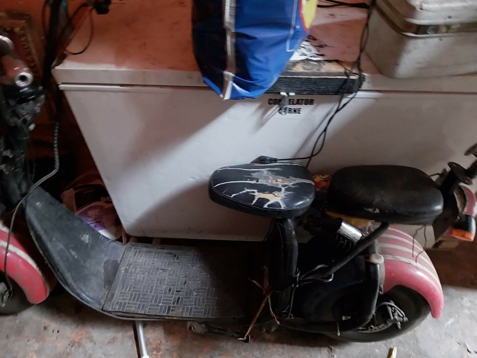 Vând scuter electric
