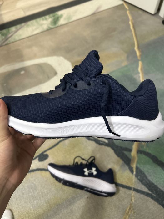 Кроссы under armour