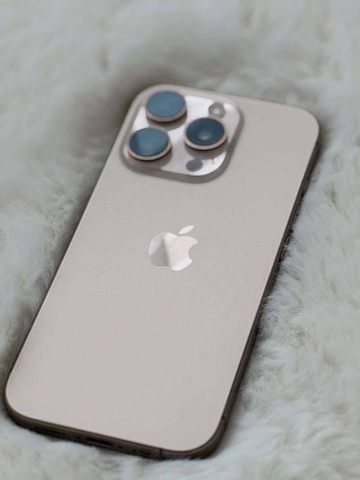 iPhone 16 Pro 256GB неразличим от нов