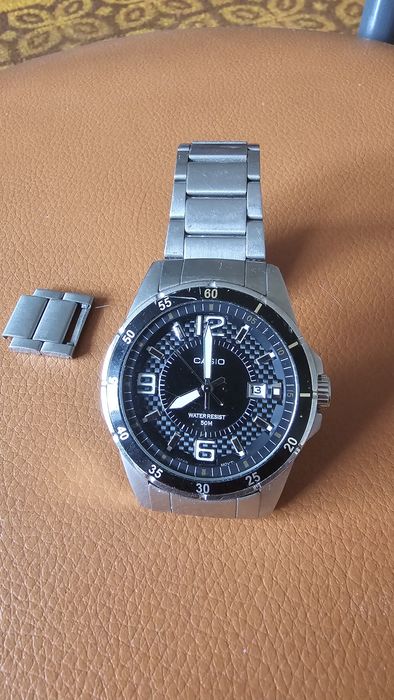 Продам часы CASIO.