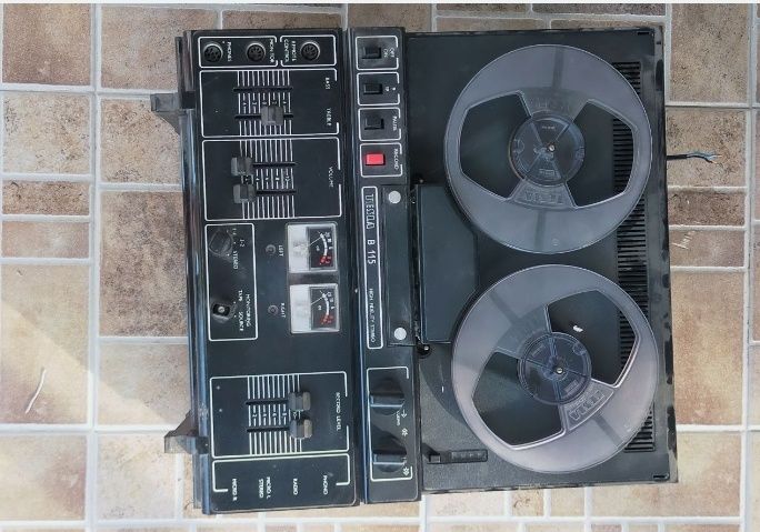 Magnetofon TESLA B115