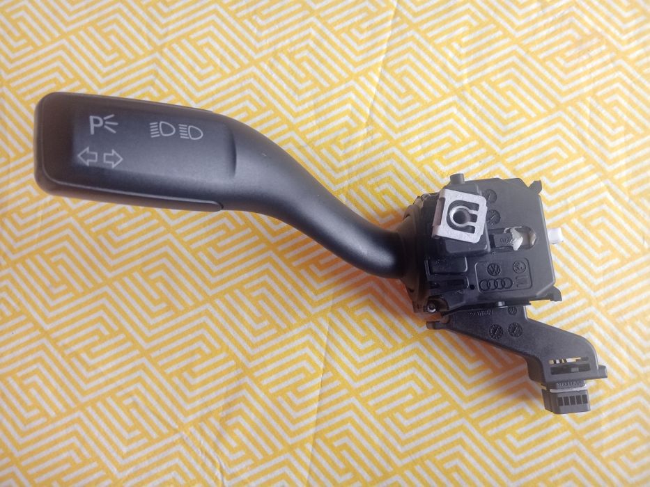 Ауди а3 8п лост  мигачи и кора под волана