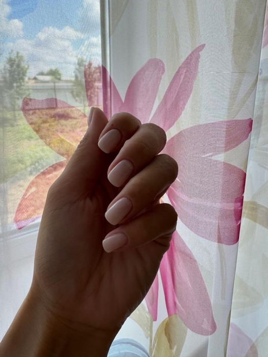 Маникюр с выездом