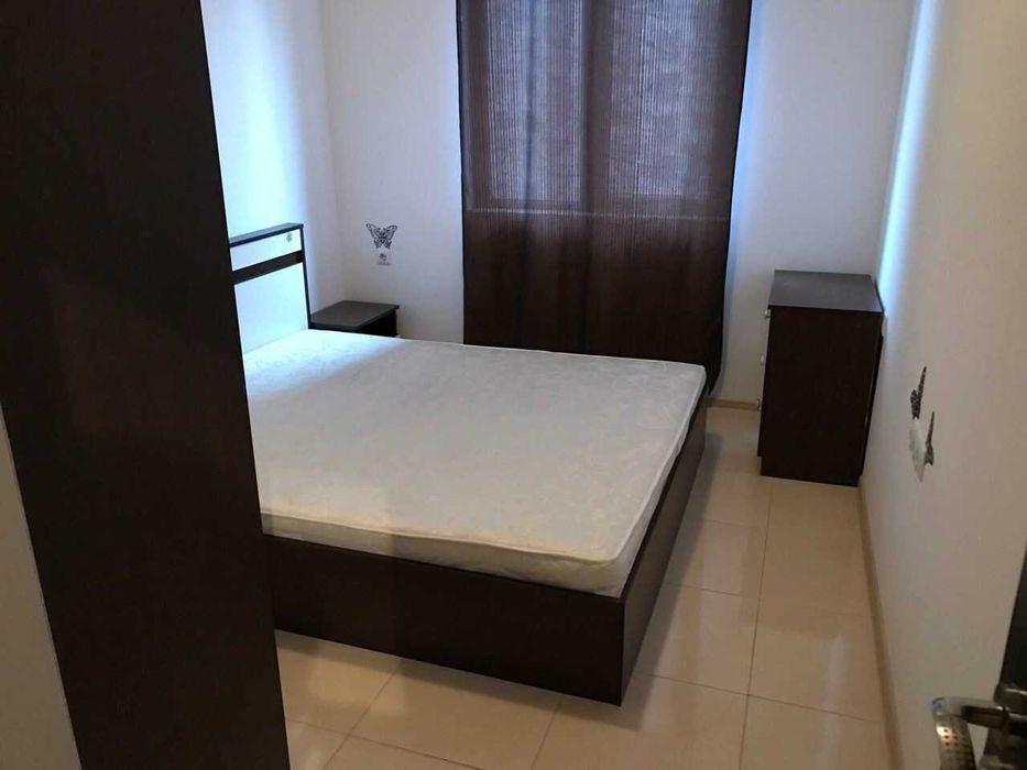 Тристаен апартамент в Южен