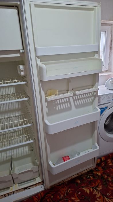 Продается холодильник