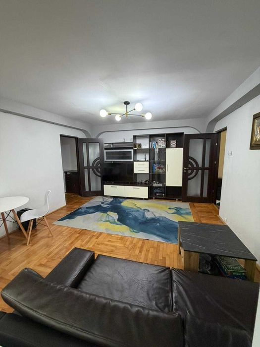 Apartament de inchiriat 2 camere zona Pegagoic scoala 15