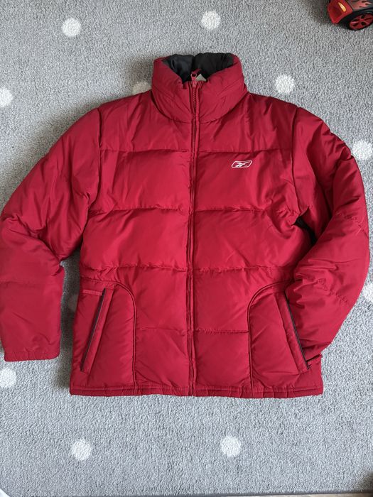 Geaca dama Reebok masura M- de puf