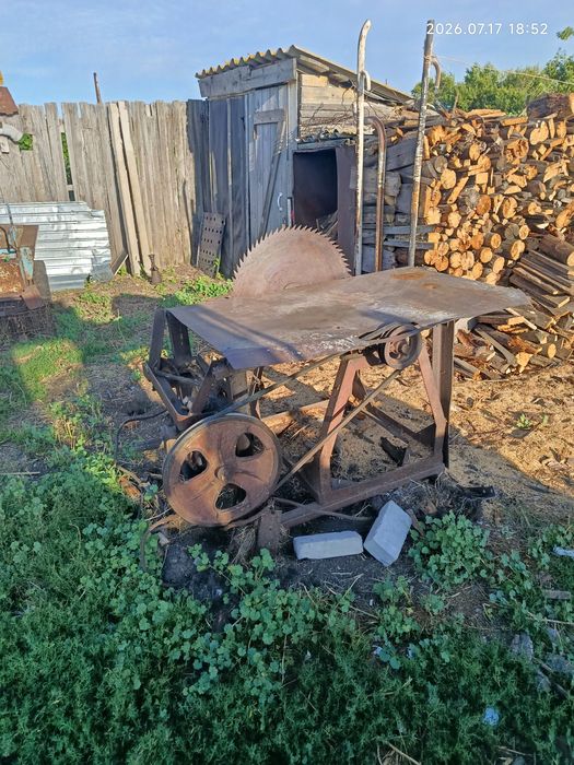 Продам трактор Т25