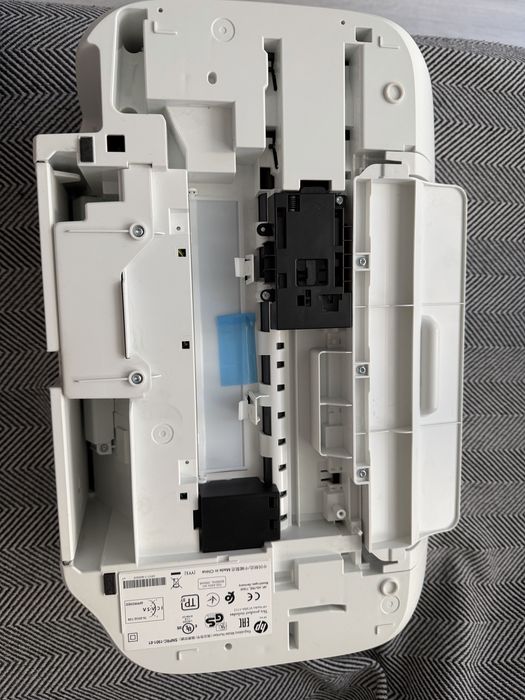 Imprimanta hp deskjet 2700e