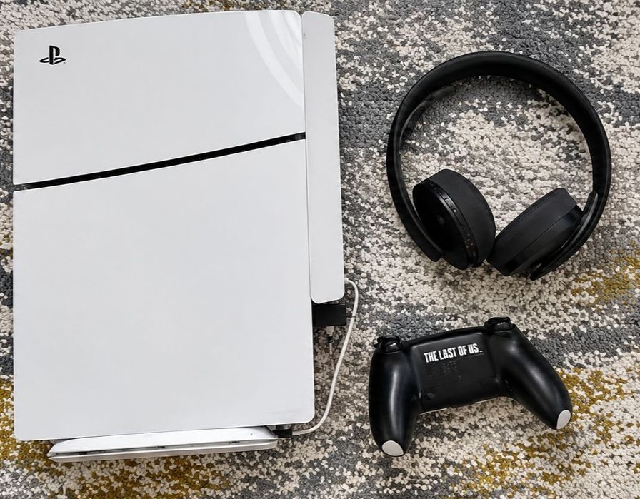 Playstation 5 sotiladi b/u