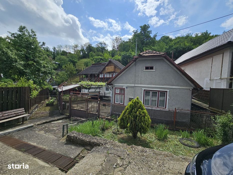 Casa Deva, strada Calugareni sau Schimb cu apartament 2 camere