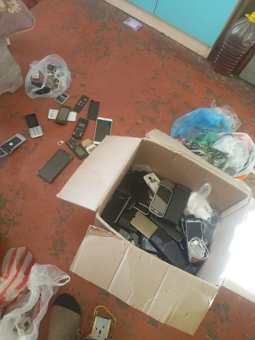 Телефоны на плату