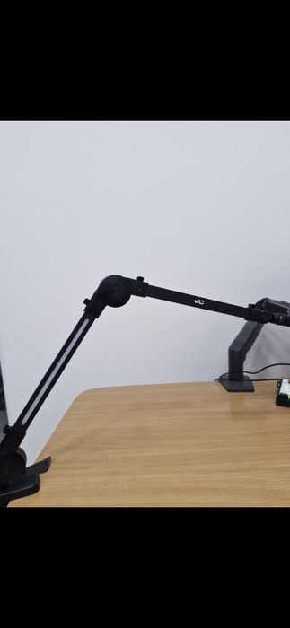 Продам микрофон Fifine a8