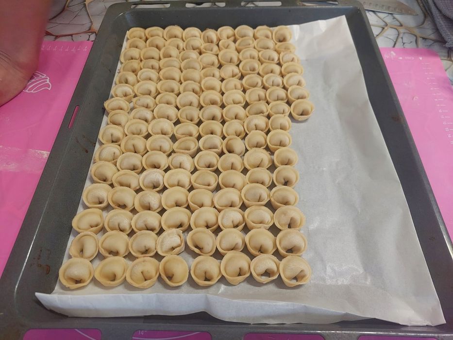 Домашние пельмени 3500, вареники 2000