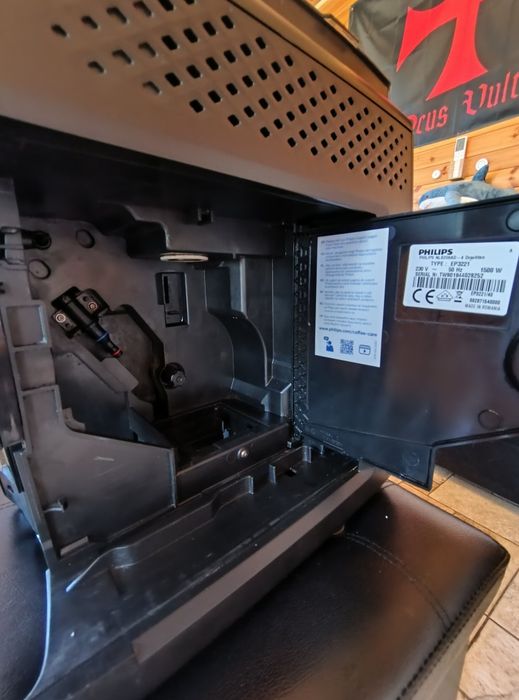 Espressor automat Philips EP3221/40