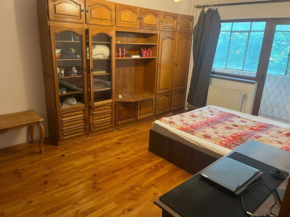 Apartament de inchiriat