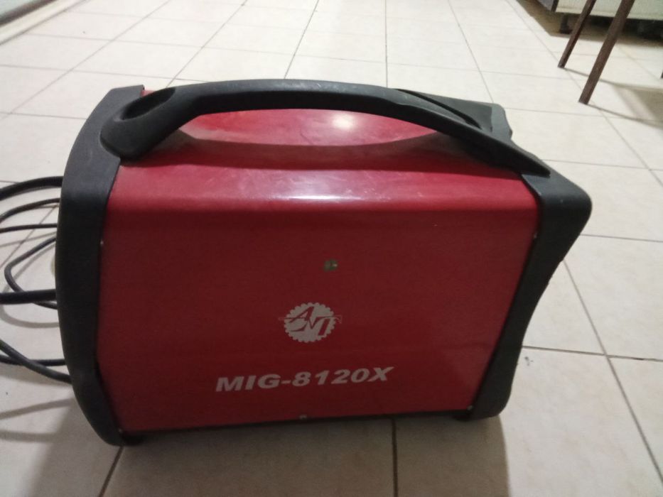 Svarka aparat sotiladi