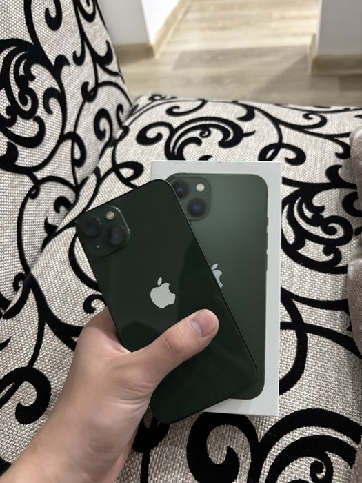 IPhone 13 в хорошем состоянии