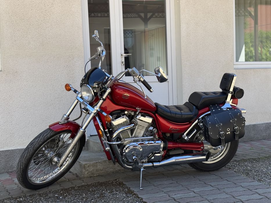 Suzuki Intruder VS800 "Candy Red" -impecabil- pt. pretentiosi  (Gen Shadow/Vulcan/Dragstar)