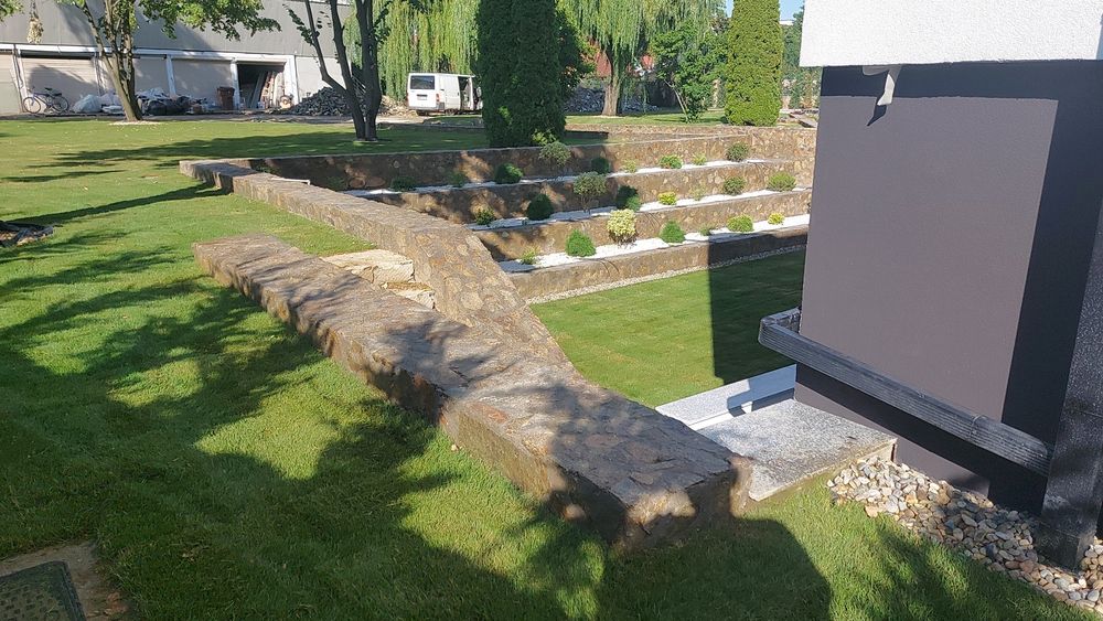 Amenajare gradina spatii verzi