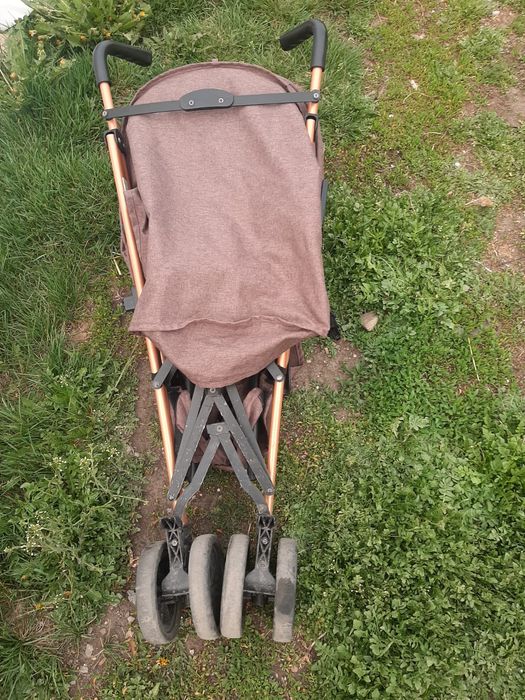 Продам коляску)))