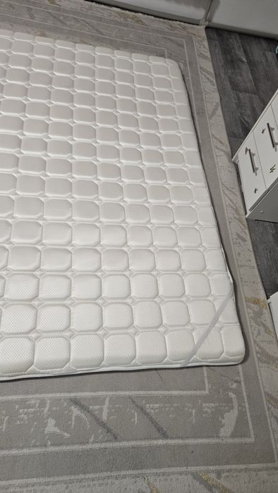 Матрас и на матрасник