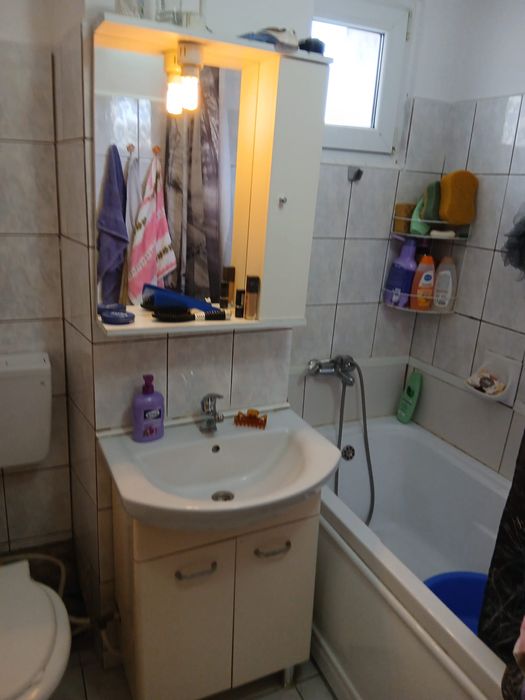 Vând apartament 2 camere