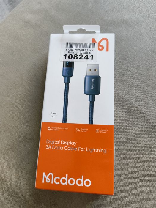 Digital display 3a cable for lighting (зарядно с дисплей за айфон))