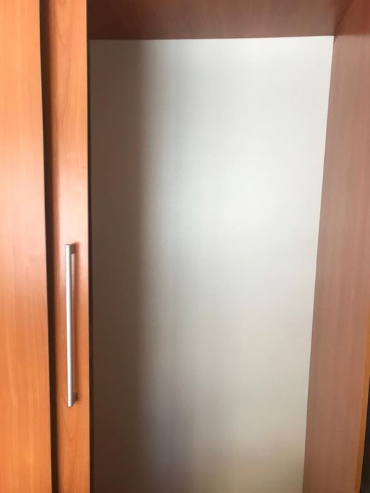 Продам шкаф в хорошем состояние