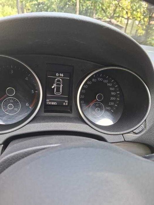 De vanzare un volkswagen golf din 2011