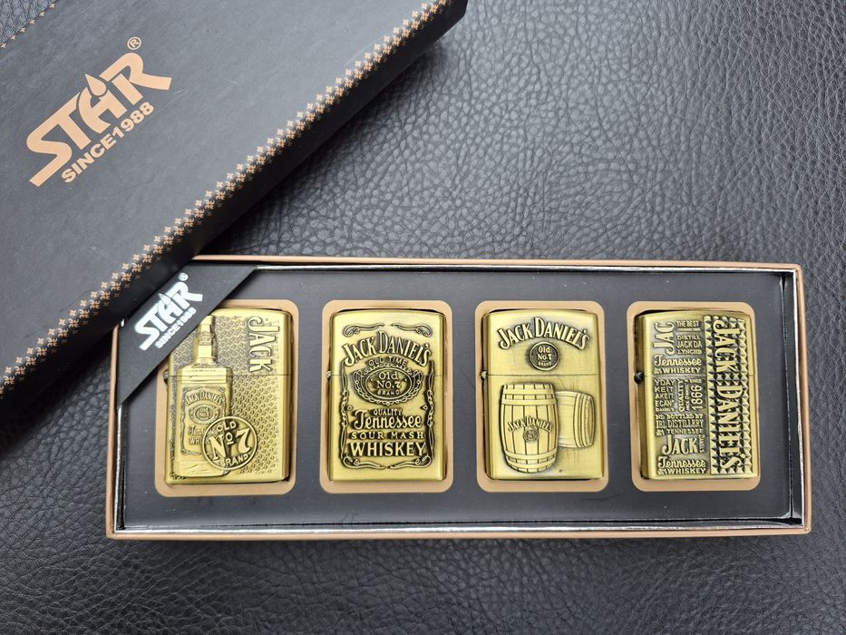 Комплект бензинови запалки Jack Daniel's, два цвята