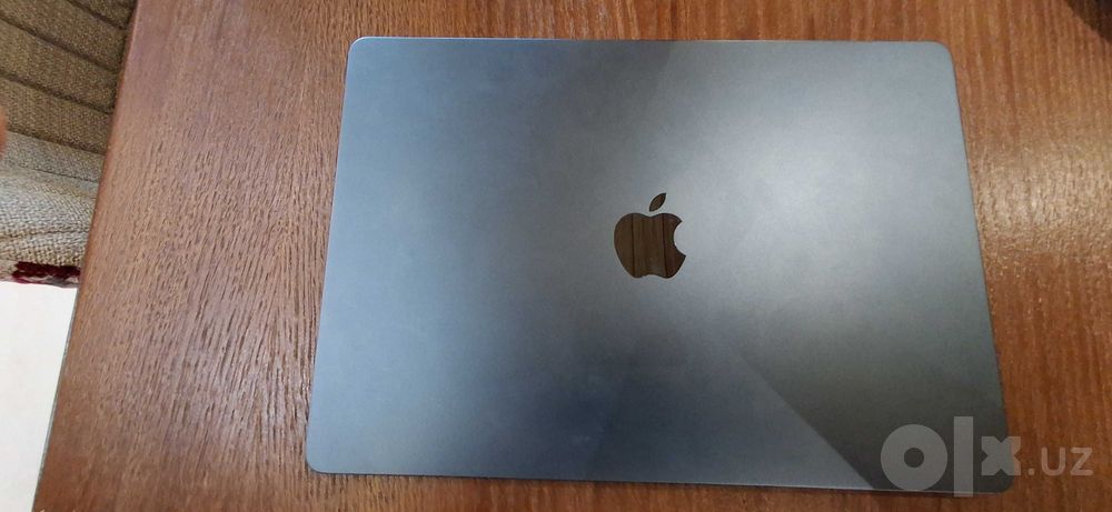 Macbook m2 air, 8/25, yemkost 90