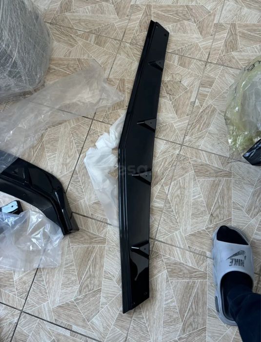 Губа сплиттер на джелли