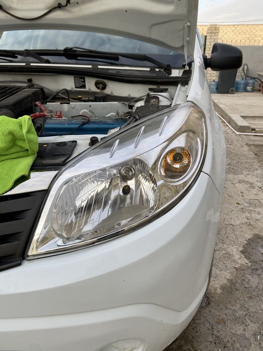 Полировка фар авто