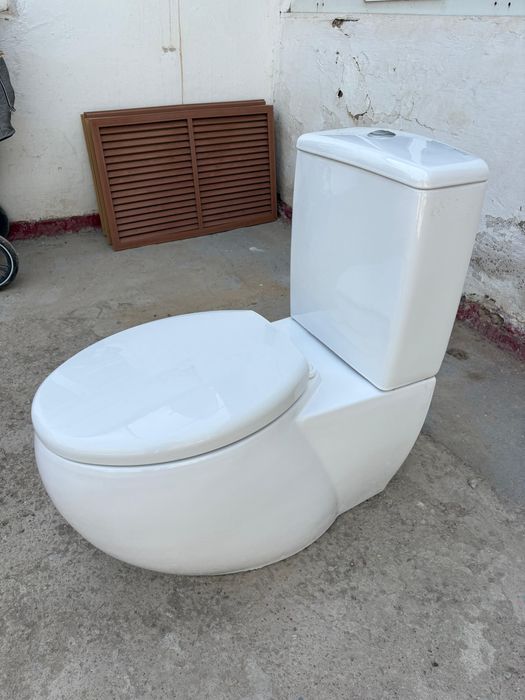 Унитаз продам