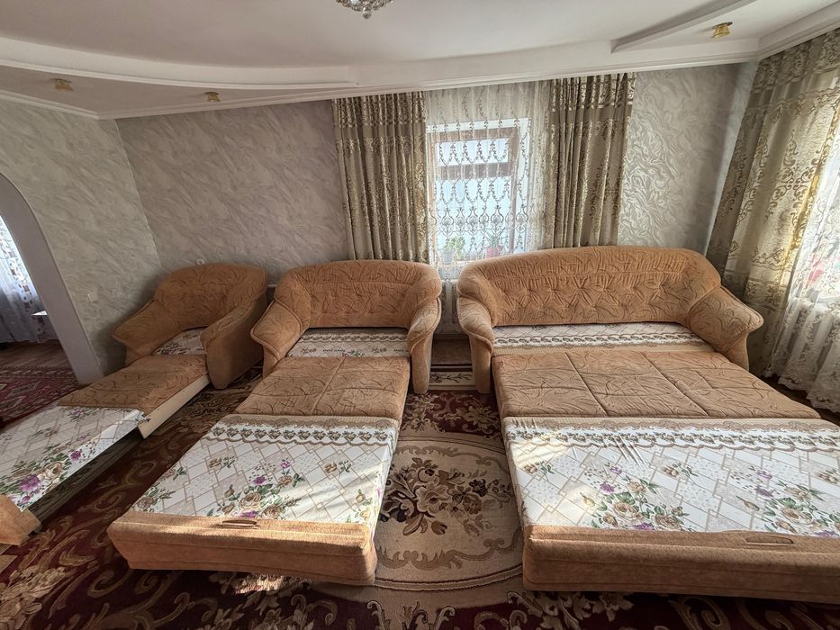 Тройка - диванов