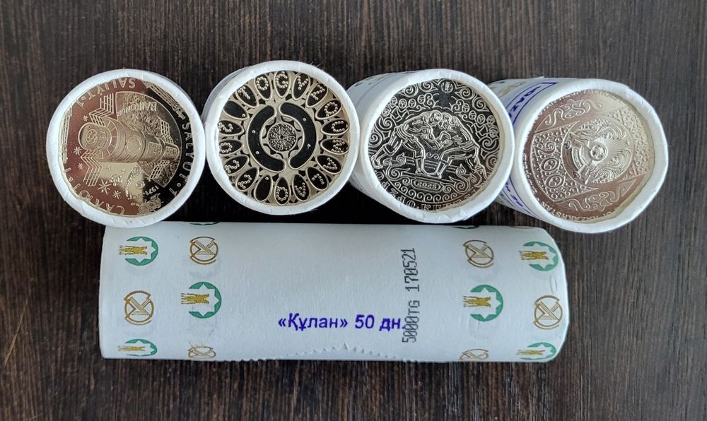 Монеты Казахстана в роллах