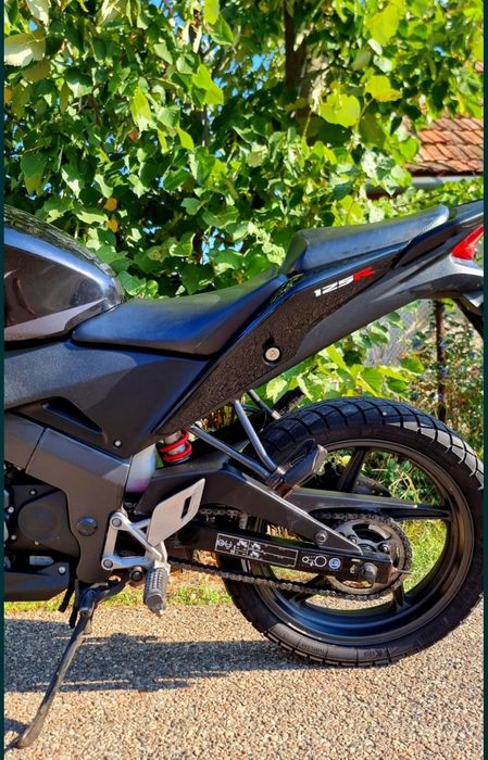 Honda CBR 125r  2017