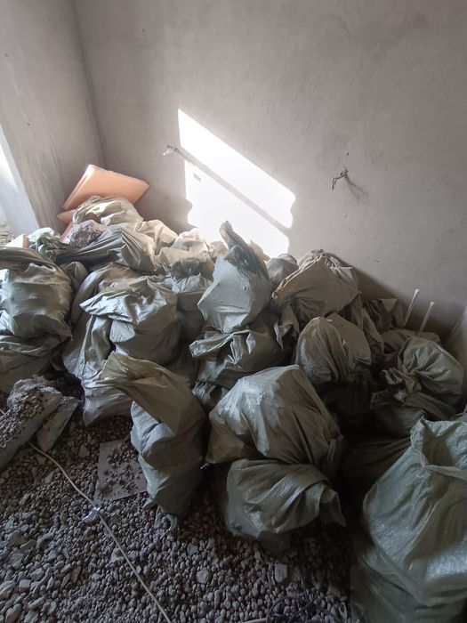 Отдам даром камни от стяжки