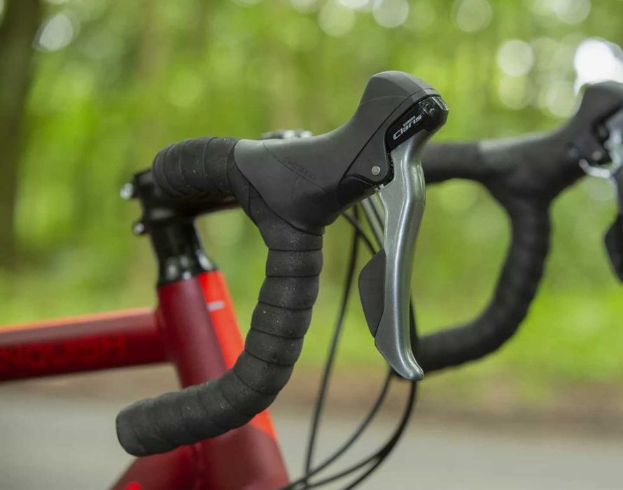 CURSIERA Carrera Vanquish  nounouta