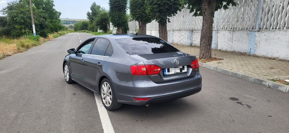 VOLKSWAGEN Jetta 2014 — imagine 4
