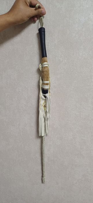 Продам еликтин туягымен  камшы