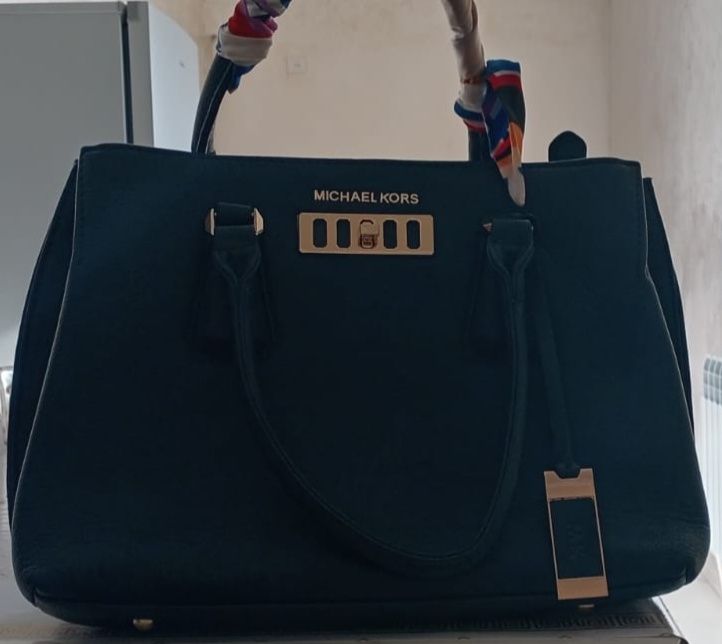 Продам женские сумки