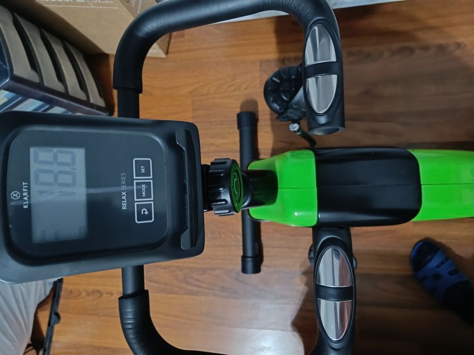 Vând bicicleta fitness orizontala Klarfit
